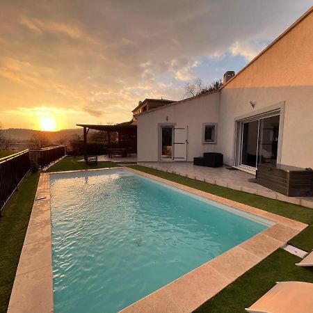 Villa Avec Piscine Cuers Dış mekan fotoğraf